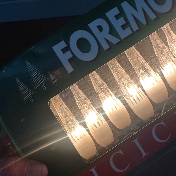 Foremost vintage icicle string lights for Christmas tree or garland - Picture 5 of 7